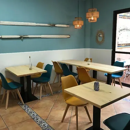 Guest house Macavi Rota