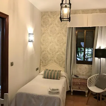 Guest house Macavi 2*