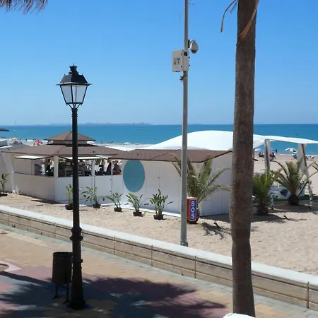 فندق Macavi
