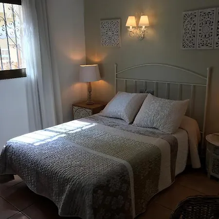 Macavi Guest house 2*