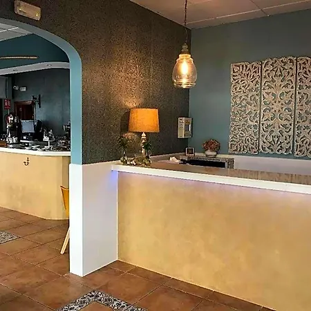Hotell Macavi Playa Rota