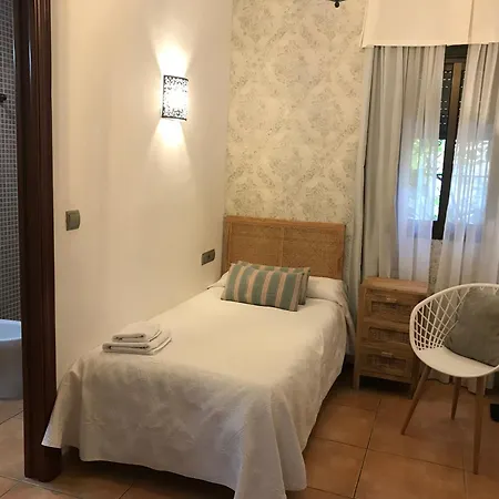 Macavi Pensionat Rota