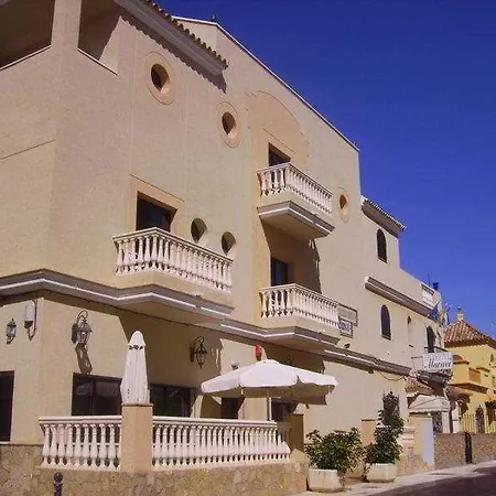 ホテル Macavi Playa ロタ