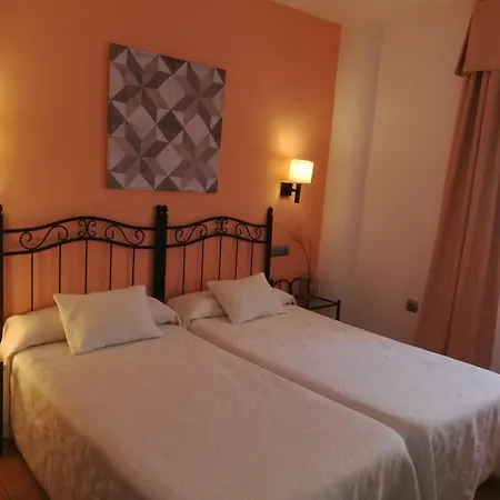 ホテル Macavi Playa